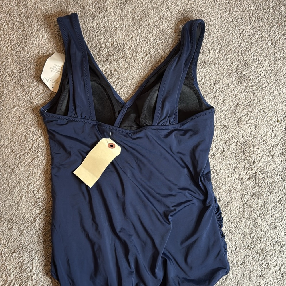 NEW Garnet Hill Ruched Surplice V-Neck One-Piece Swimsuit size 8 navy blue nwt - Picture 7 of 9